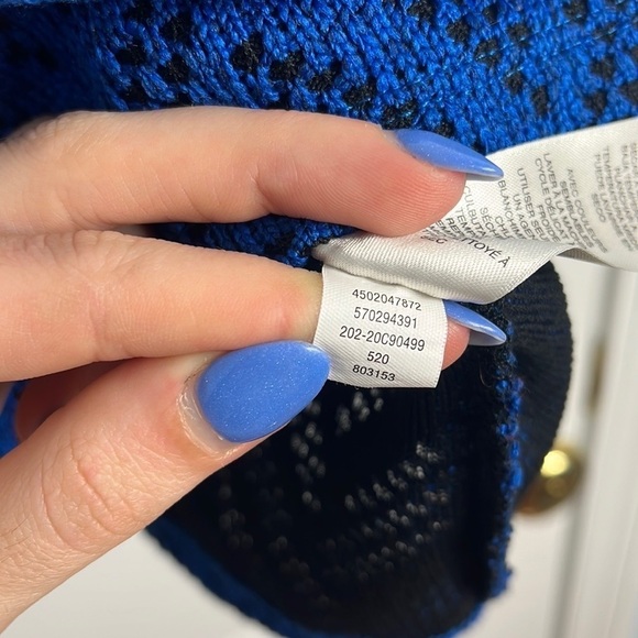 Chico’s Blue Chevron Top Size 3 (16) - Picture 9 of 13